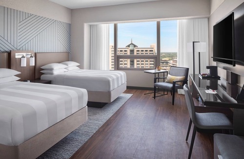 Downtown West Hotel | Minneapolis Marriott City Center