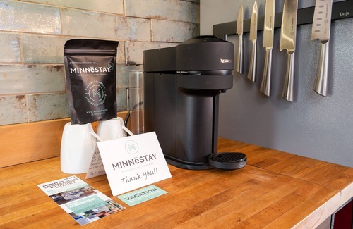 Seward House | MINNeSTAY* Dove's Nest