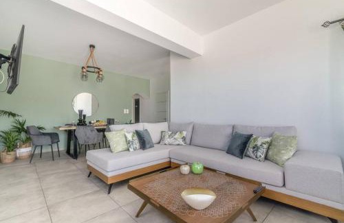 Milatos Beach Apartment | Minoas Apt Next to the Beach