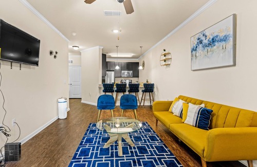 Deerwood Apartment | Minutes from Town Center & Mayo Clinic w/2 Huge pools & gym