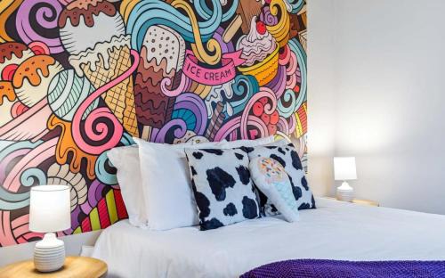 Bridgewater Hotel | Minutes to Woodstock Hiking Ben & Jerry Suite
