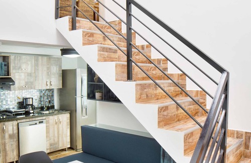 El Poblado Apartment | Miracle Building