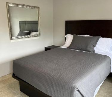 Harwich Hotel | Miracle Motel