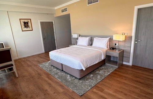 Al Hoora Hotel | Mirador