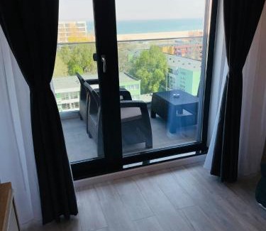 Constanta Apartment | Mirage Sea Breeze Apartment
