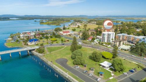 Tuncurry Apartment | Mirage Unit 101