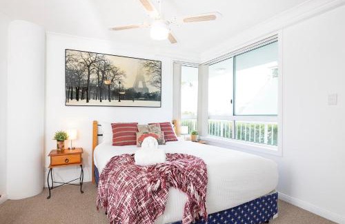 Tuncurry Apartment | Mirage Unit 101