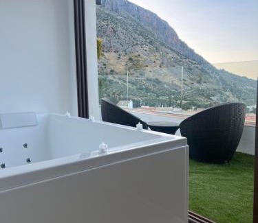 Albanchez de Magina Apartment | Miramundos Suite - Yacuzzi privado en Sierra Magina