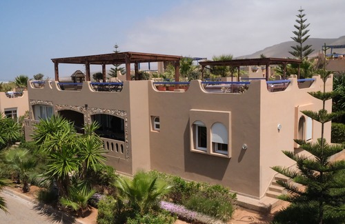 Arbaa Sahel Villa | MIRLEFT LUXURY VILLA BY THE SEA FOR 6 TO 14 PEOPLE