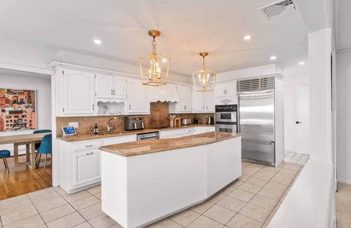 Shinnecock Hills House | Mist Lane by Rove | 4BR Villa with Pool & Garden
