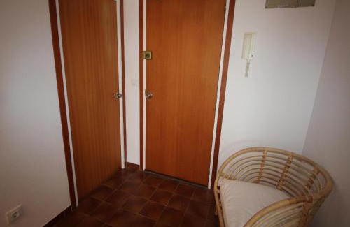 Llanca Apartment | MISTRAL - Apartamento acogedor, luminoso y de ambiente moderno con terraza vista mar. - ES-228-143