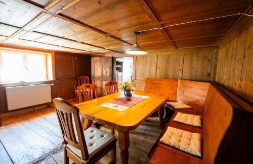 Weiler-Simmerberg House | Mit Blick auf Bergwiesen - Familienfreundliches Bauernhaus im Westallgäu