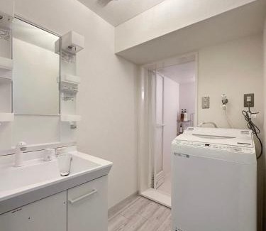 Hiroshima City Centre Apartment | Mitao bld by b hotel - Beautiful Apt for 10Ppl Very Near to Peace Park