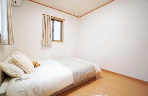 Naniwa House | Miuranoyado