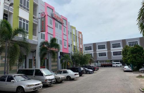 Bukit Gambir Hotel | MK Paradise hotel