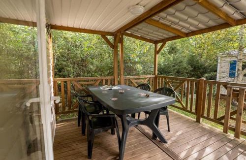 Granges-Aumontzey Other | Mobil home moderne avec terrasse pour 4 personnes - API-1-52-468