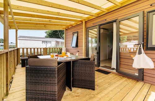 Wanroij House | Mobil-home | Premium | 3 Ch. | 6 pers. | Terrace Lounge | A/C | TV