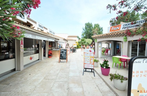 Cap d'Agde House | MOBILE HOME 2 BEDROOMS 6 SLEEPS AGDE "LES SABLES D'OR