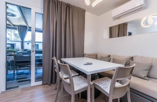 Biograd na Moru Resort | Mobile Home SIMBA