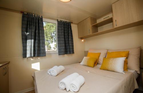 Manjadvorci House | Mobile Homes Dvor