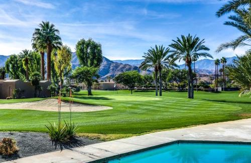 Rancho Mirage House | Mod Reflections at Tamarisk