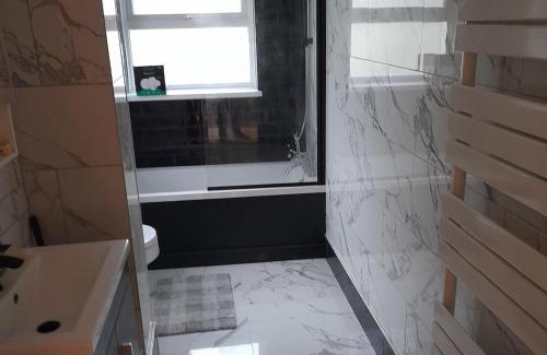 Dover Apartment | Modern 1-Bed Flat in Dover