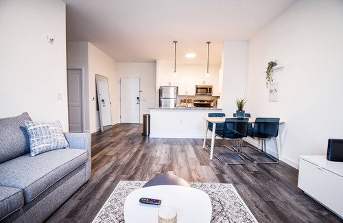 Bound Brook Apartment | Modern 1BD in apt in historic Bound Brook, NJ.