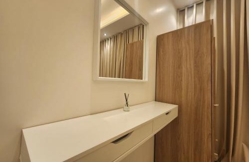 Al Aqiq Apartment | Modern 1BR Apartment - Al Aqiq - Comfy & Stylish