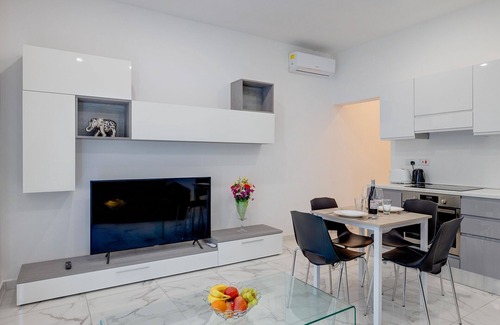 Gzira Apartment | Modern 1BR Apartment, Central Location