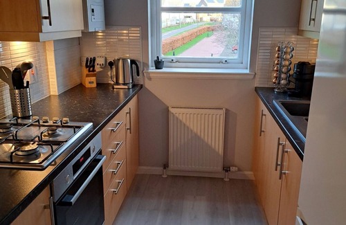 Bo'ness Apartment | Modern 1st Floor Apartment on the outskirts of Bo'ness