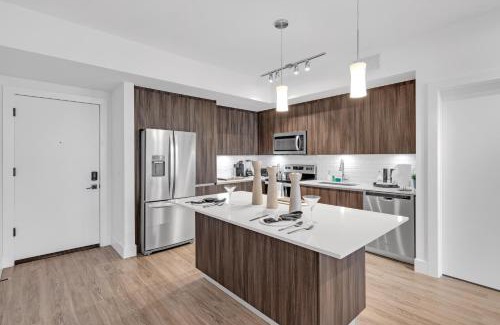 Doral Apartment | Modern 2 Bed in the Heart of Doral Free Parking