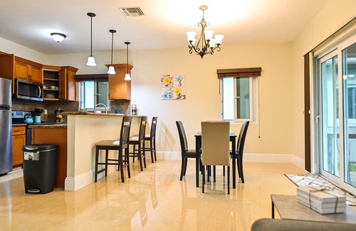 Freeport Apartment | Modern 2BD