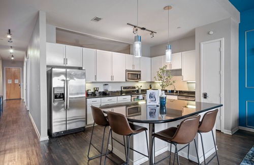 Dawson Apartment | Modern 2BR Loft w/Pool + Balcony in Heart of SoCo