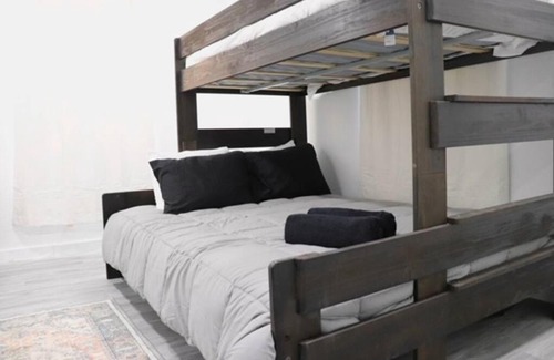 Amarillo House | Modern 3 Bdrm - i40 - 20 mins Palo Duro Canyon