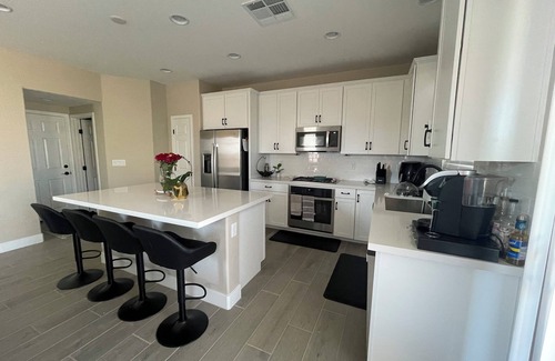 North Las Vegas House | Modern 3 Bedroom 2.5 Bath Home in Welcoming North Las Vegas