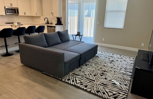 North Las Vegas House | Modern 3 Bedroom 2.5 Bath Home in Welcoming North Las Vegas