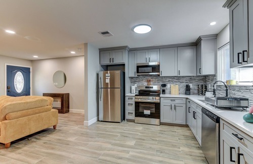 Edgebrook House | Modern 3 bedroom home with Hot tub and great outdoor ambiance!