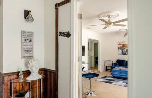 Conway House | Modern 3-Bedroom Oasis w/ a pool!