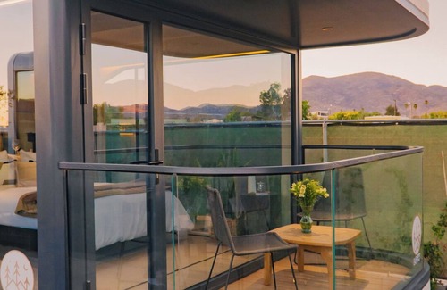 Ejido El Porvenir House | Modern 3-Smart Home estate in wonderful Valle de Guadalupe with Firepit, gardens