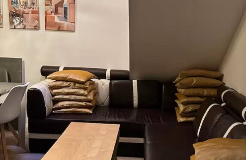 Altenholz-Klausdorf Apartment | Modern 4-room apartment near the beach and Kiel
