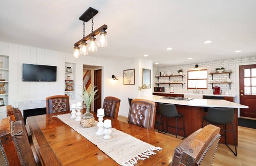 Manhattan Other | Modern 5-Bed Farmhouse at Bill Snyder Family Stadium