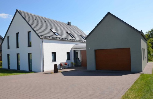 Habscheid Apartment | Modern 5* FEWO in the border triangle D-LUX-BEL - A paradise for hiking and cycling.