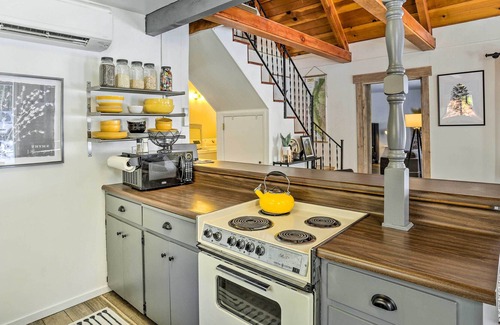 Trinity Center Cabin | Modern A-Frame Cabin < 2 Mi to Trinity Lake!