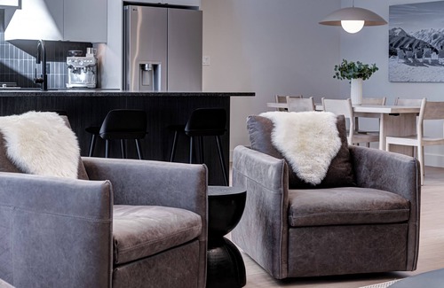 East Kootenay House | Modern A-Frame | Ski In | Hot Tub | Fernie Alpine Resort