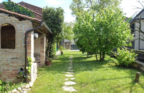 Volpago del Montello House | Modern Accommodation, Just Renovated, Private Garden, Wifi, Near Treviso