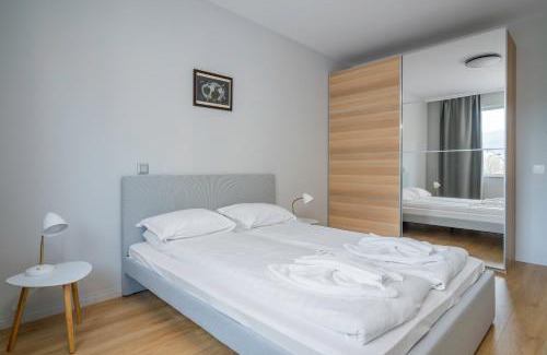 Sofia City Center Apartment | Modern and Central 1BD Flat with Balcony by Flat Mаnager