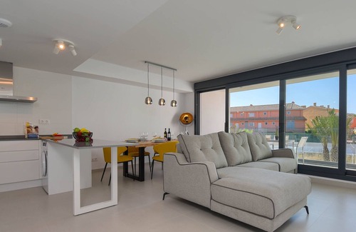 Javea Apartment | Modern and comfortable apartment in Javea, Costa Blanca, Spain with communal pool for 6 persons