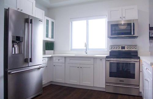 New Kingston Apartment | Modern and Serene: 1 Bedroom Condo in the City