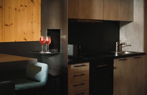 Neustift Im Stubaital Apartment | Modern apartment made of wood