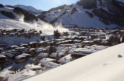 Vorderglemm Apartment | Modern Apartment in Saalbach-Hinterglemm with Sauna